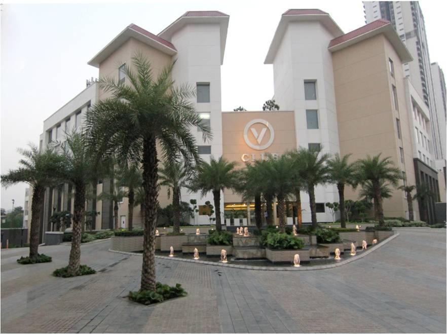V Retreat Gurgaon Hotel Exterior photo
